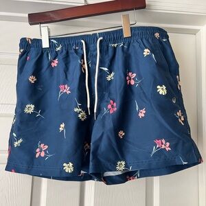 American Eagle 5” Floral Swim Trunk